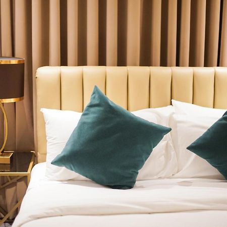 Solano Residences 리파 외부 사진
