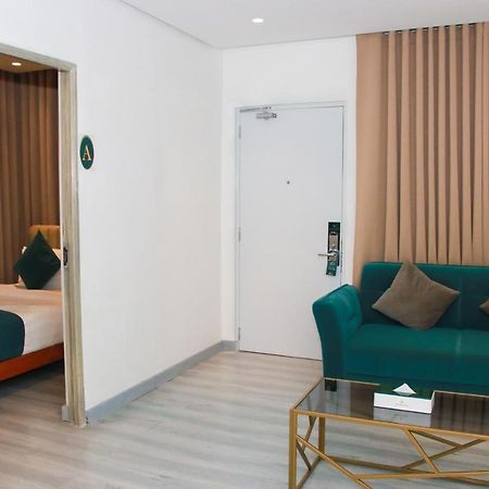 Solano Residences 리파 외부 사진