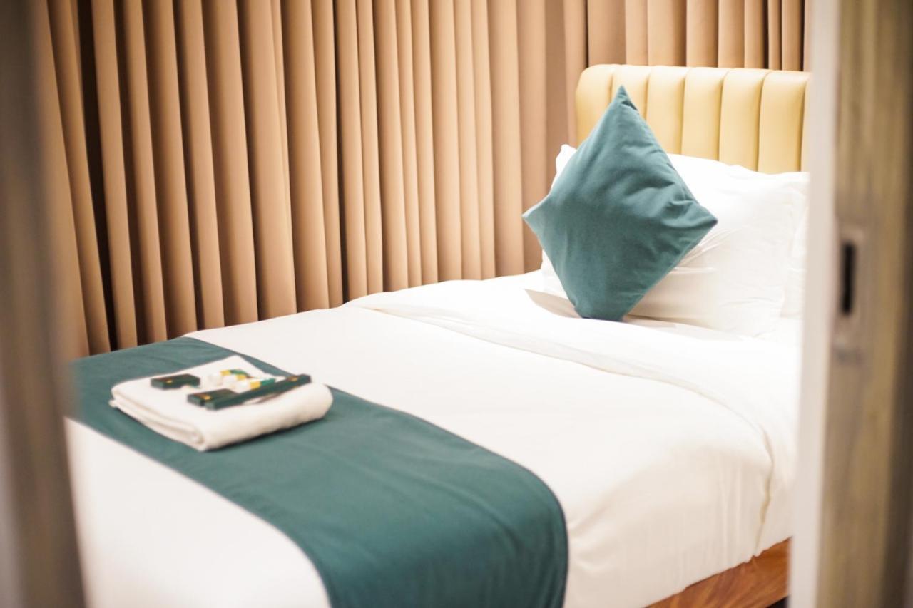 Solano Residences 리파 외부 사진